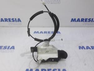 Gebrauchte Türschlossmechanik 2-türig links Citroen DS3 (SA) 1.6 e-HDi Preis € 25,00 Margenregelung angeboten von Maresia Parts