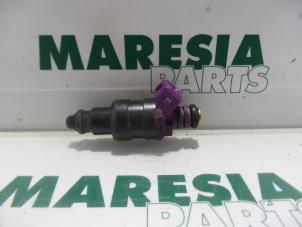 Gebrauchte Injektor (Benzineinspritzung) Renault Kangoo (KC) 1.2 Preis € 20,00 Margenregelung angeboten von Maresia Parts