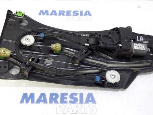 Used Rear window mechanism 2-door, left Peugeot 308 CC (4B) 2.0 HDi 16V Euro 5 FAP Price € 105,00 Margin scheme offered by Maresia Parts