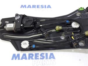Used Rear window mechanism 2-door, right Peugeot 308 CC (4B) 2.0 HDi 16V Euro 5 FAP Price € 105,00 Margin scheme offered by Maresia Parts