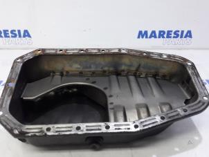 Used Sump Renault Master Price € 50,00 Margin scheme offered by Maresia Parts