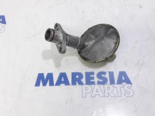 Gebrauchte Ölpumpe Renault Master Preis € 35,00 Margenregelung angeboten von Maresia Parts