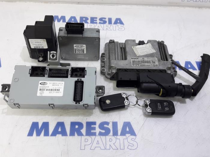 Used Engine management computer Alfa Romeo 159 Sportwagon (939BX) 1.9 JTDm 16V Price € 367,50 Margin scheme offered by Maresia Parts