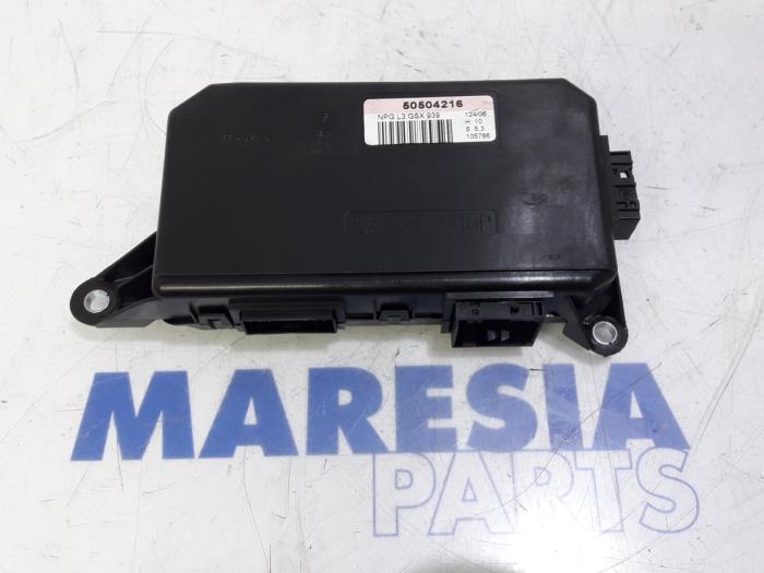 Usagé Ordinateur divers Alfa Romeo 159 Sportwagon (939BX) 1.9 JTDm 16V Prix € 50,00 Règlement à la marge proposé par Maresia Parts