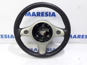 Używane Kierownica Alfa Romeo 159 Sportwagon (939BX) 1.9 JTDm 16V Cena € 65,00 Procedura marży oferowane przez Maresia Parts