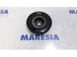 Used Crankshaft pulley Renault Grand Scénic III (JZ) 1.5 dCi 110 Price € 20,00 Margin scheme offered by Maresia Parts