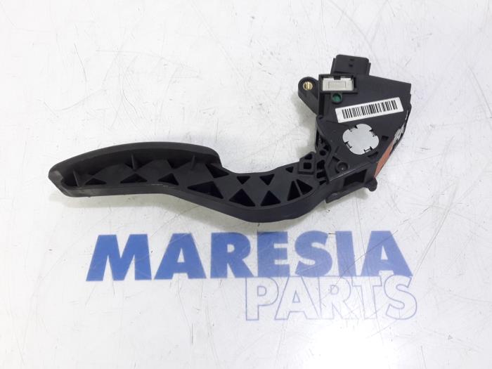 Gebrauchte Gaspedalposition Sensor Renault Megane III Grandtour (KZ) 1.5 dCi 90 Preis € 45,00 Margenregelung angeboten von Maresia Parts