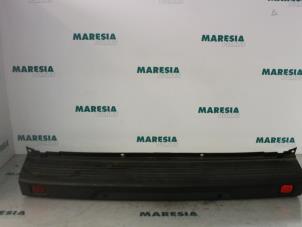 Used Rear bumper component, central Fiat Doblo (223A/119) 1.4 Price € 105,00 Margin scheme offered by Maresia Parts