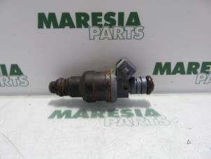 Used Injector (petrol injection) Citroen Xsara Break (N2) 1.6i Price € 25,00 Margin scheme offered by Maresia Parts