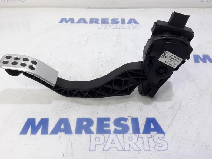 Begagnade Gaspedalsensor Peugeot 207 CC (WB) 1.6 16V Pris € 57,49 Marginaltabell erbjuds av Maresia Parts