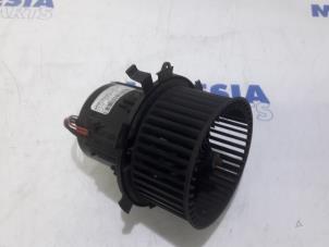 Used Heating and ventilation fan motor Citroen C5 III Tourer (RW) 1.6 HDiF 16V Price € 45,00 Margin scheme offered by Maresia Parts