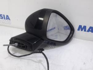 Used Wing mirror, right Citroen C5 III Tourer (RW) 1.6 HDiF 16V Price € 131,25 Margin scheme offered by Maresia Parts