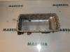 Sump from a Peugeot 307 SW (3H) 2.0 HDi 90 2004