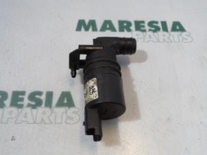 Gebrauchte Scheibensprüherpumpe vorne Citroen C6 (TD) 2.7 HDiF V6 24V Preis € 10,00 Margenregelung angeboten von Maresia Parts