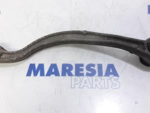 Used Rear torque rod, right Peugeot 508 (8D) 1.6 HDiF 16V Price € 35,00 Margin scheme offered by Maresia Parts