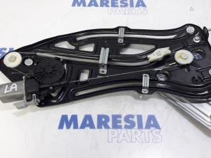 Used Rear window mechanism 2-door, left Peugeot 207 CC (WB) 1.6 16V THP Price € 50,00 Margin scheme offered by Maresia Parts