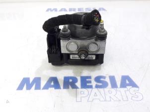 Usagé Pompe ABS Fiat Bravo (198A) 1.4 T-Jet 16V 150 Prix € 210,00 Règlement à la marge proposé par Maresia Parts