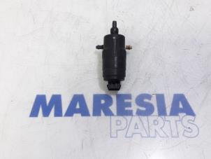 Gebrauchte Scheibensprüherpumpe vorne Fiat Bravo (198A) 1.4 T-Jet 16V 150 Preis € 15,00 Margenregelung angeboten von Maresia Parts