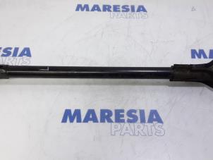 Used Rear torque rod, left Fiat Doblo Cargo (263) 1.4 T-Jet 16V Price € 42,35 Inclusive VAT offered by Maresia Parts