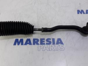 Used Tie rod, right Renault Megane III Grandtour (KZ) 1.5 dCi 90 Price € 35,00 Margin scheme offered by Maresia Parts
