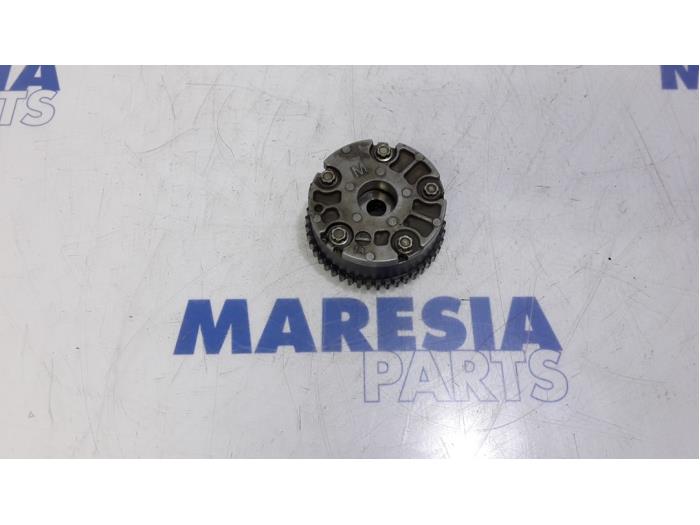Begagnade Kamaxeldrev Renault Laguna III (BT) 2.0 16V Pris € 50,00 Marginaltabell erbjuds av Maresia Parts