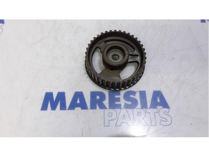 Gebrauchte Nockenwelle Zahnrad Citroen Xsara Picasso (CH) 1.8 16V Preis € 35,00 Margenregelung angeboten von Maresia Parts