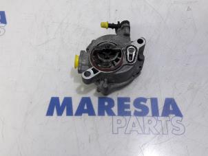 Używane Pompa prózniowa (Diesel) Citroen C5 III Tourer (RW) 1.6 HDiF 16V Cena € 35,00 Procedura marży oferowane przez Maresia Parts