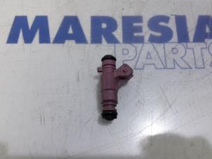 Used Injector (petrol injection) Fiat Bravo (198A) 1.4 16V Price € 25,00 Margin scheme offered by Maresia Parts