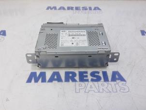 Używane Modul nawigacji Peugeot 208 I (CA/CC/CK/CL) 1.6 Blue HDi 100 Cena € 315,00 Procedura marży oferowane przez Maresia Parts