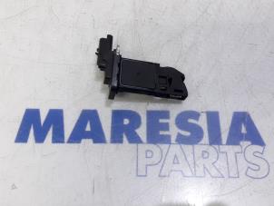 Used Airflow meter Peugeot 208 I (CA/CC/CK/CL) 1.6 Blue HDi 100 Price € 30,00 Margin scheme offered by Maresia Parts