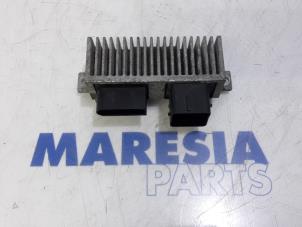 Used Glow plug relay Renault Grand Scénic III (JZ) 1.5 dCi 110 Price € 25,00 Margin scheme offered by Maresia Parts