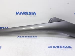 Used A-pillar cover, left Renault Grand Scénic III (JZ) 1.5 dCi 110 Price € 85,00 Margin scheme offered by Maresia Parts