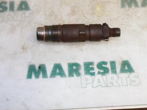 Usagé Injecteurs Citroen Saxo 1.5 D Prix € 50,00 Règlement à la marge proposé par Maresia Parts