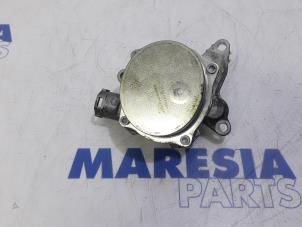 Gebrauchte Vakuumpumpe (Diesel) Renault Master IV (MA/MB/MC/MD/MH/MF/MG/MH) 2.3 dCi 135 16V FWD Preis € 60,50 Mit Mehrwertsteuer angeboten von Maresia Parts