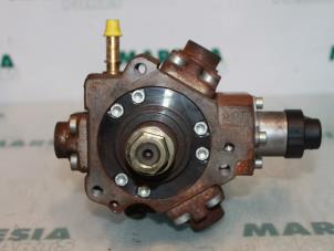 Used Mechanical fuel pump Peugeot 407 SW (6E) 1.6 HDiF 16V Price € 25,00 Margin scheme offered by Maresia Parts