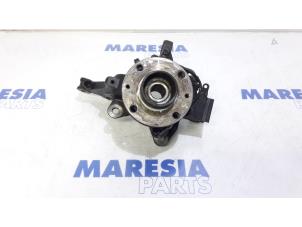 Used Knuckle, front left Renault Clio IV (5R) 1.5 Energy dCi 90 FAP Price € 35,00 Margin scheme offered by Maresia Parts