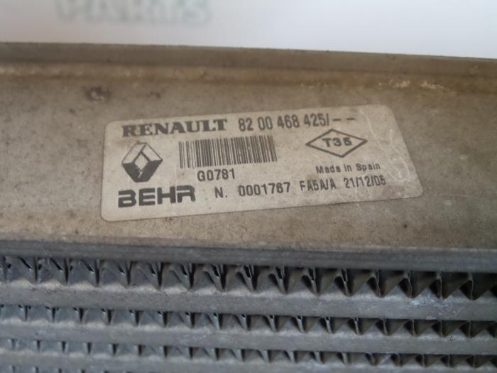 Intercooler de un Renault Scénic II (JM) 1.5 dCi 85 2006