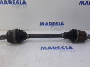 Used Front drive shaft, left Renault Master IV (MA/MB/MC/MD/MH/MF/MG/MH) 2.3 dCi 135 16V FWD Price € 171,52 Inclusive VAT offered by Maresia Parts