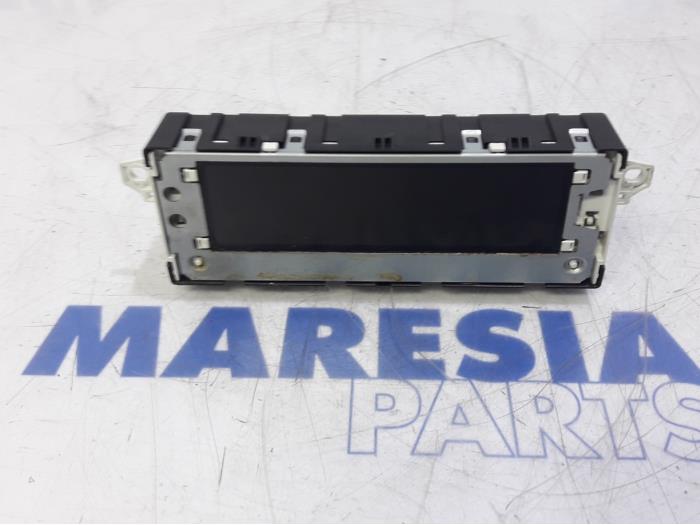 Begagnade Innerdisplay Peugeot 508 (8D) 1.6 HDiF 16V Pris € 105,00 Marginaltabell erbjuds av Maresia Parts