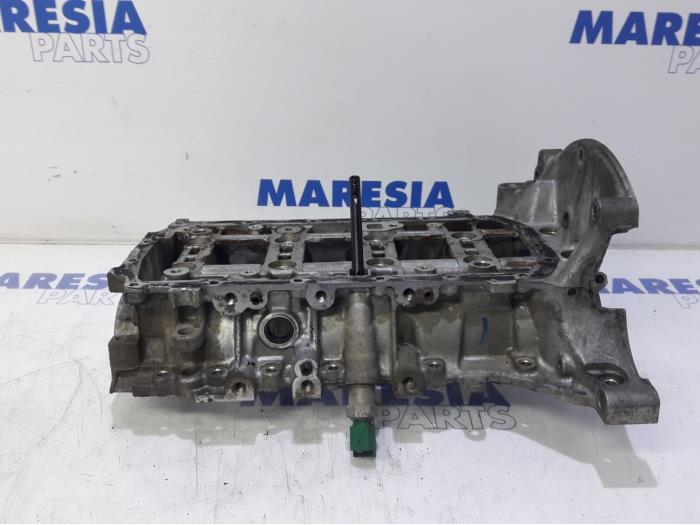 Gebrauchte Ölwanne Peugeot 207 SW (WE/WU) 1.4 16V Vti Preis € 75,00 Margenregelung angeboten von Maresia Parts