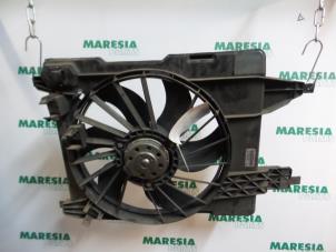 Used Fan motor Renault Scénic II (JM) 1.5 dCi 85 Price € 40,00 Margin scheme offered by Maresia Parts