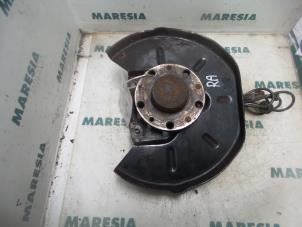 Używane Sworzen prawy tyl Alfa Romeo 156 (932) 2.0 JTS 16V Cena € 45,00 Procedura marży oferowane przez Maresia Parts