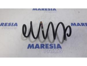 Used Rear coil spring Peugeot 207 CC (WB) 1.6 16V THP Price € 25,00 Margin scheme offered by Maresia Parts