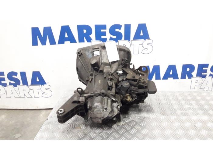Getriebe van een Alfa Romeo 156 (932) 2.0 Twin Spark 16V 1998