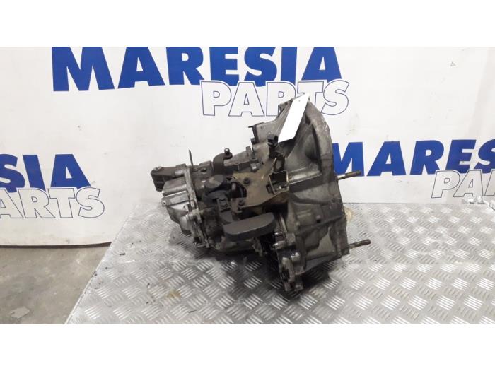 Getriebe van een Alfa Romeo 156 (932) 2.0 Twin Spark 16V 1998