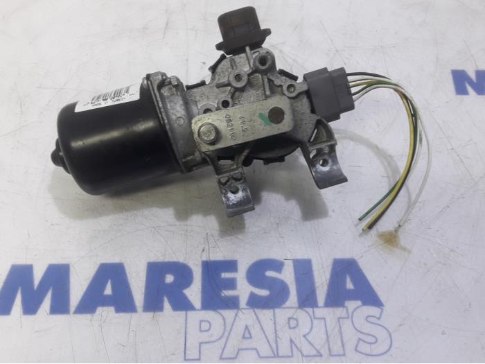 Front wiper motor Renault Clio IV Estate/Grandtour 1.5 Energy dCi 90 FAP 288004542R VALEO