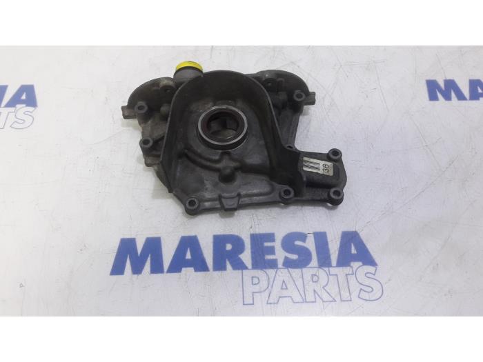 Begagnade Oljepump Fiat Ducato (250) 2.0 D 115 Multijet Pris € 90,75 Inklusive moms erbjuds av Maresia Parts