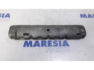 Used Rocker cover Renault Scénic I (JA) 1.9 dCi RX4 Price € 75,00 Margin scheme offered by Maresia Parts