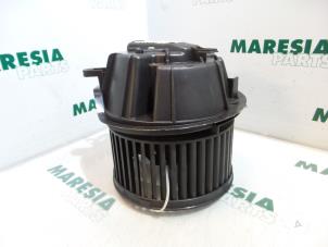 Usados Motor de ventilador de calefactor Citroen C2 (JM) 1.4 HDI Precio € 25,00 Norma de margen ofrecido por Maresia Parts