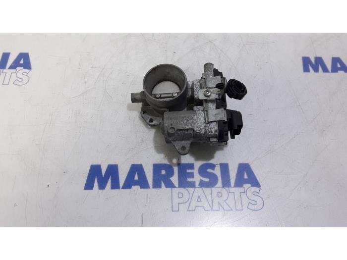 Usagé Boitier papillon Citroen Nemo Prix € 105,00 Règlement à la marge proposé par Maresia Parts